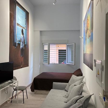 Golondrinas De Malaga "Apartamentos Con Mucho Arte" Y Terraza Solarium En Coliving Екстер'єр фото