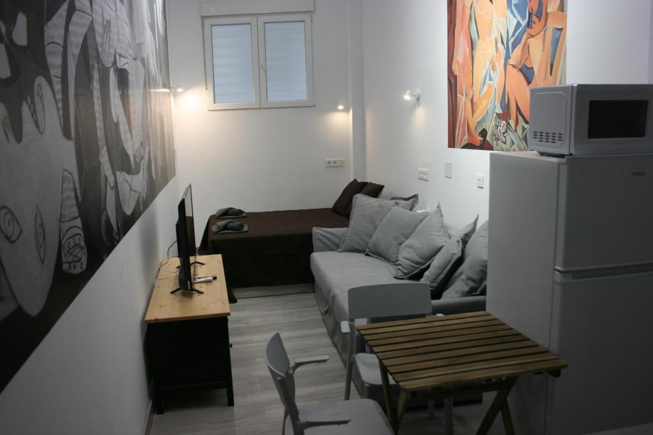Golondrinas De Malaga "Apartamentos Con Mucho Arte" Y Terraza Solarium En Coliving Екстер'єр фото