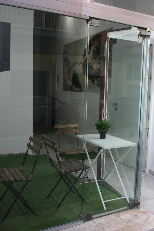 Golondrinas De Malaga "Apartamentos Con Mucho Arte" Y Terraza Solarium En Coliving Екстер'єр фото